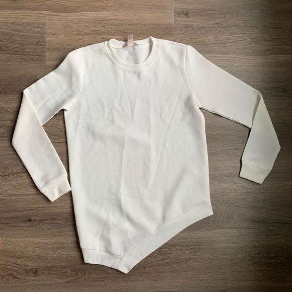 Sweater - Picture 1 of 1